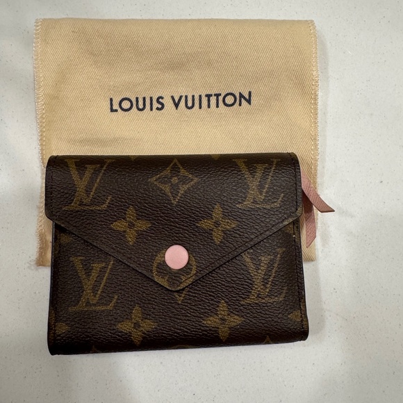 Louis Vuitton Handbags - Louis Vuitton Victorine Wallet